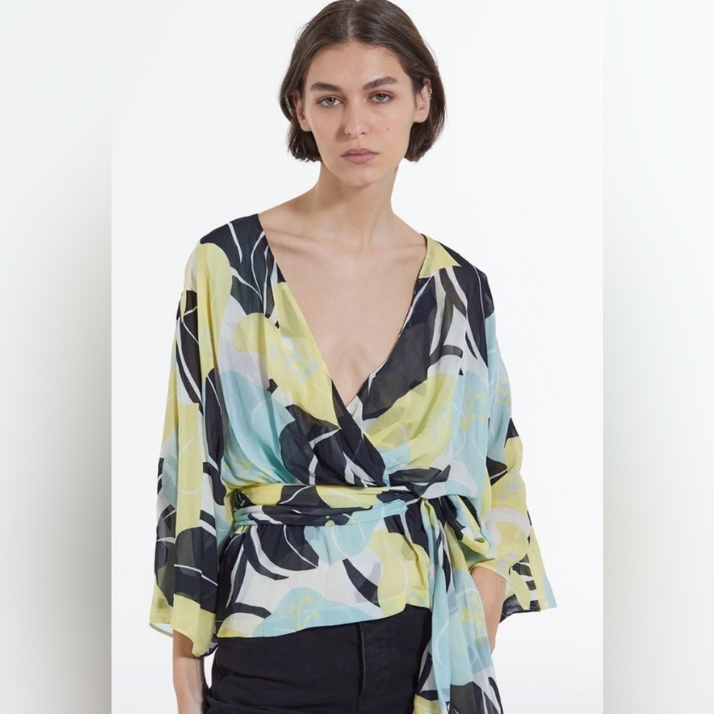 NWT The Kooples Hibiscus Kimono Top with Matching Skirt Set size 1